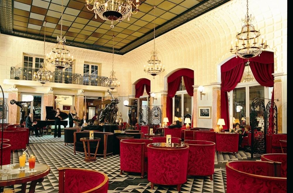 Топ-10 самых роскошных отелей Парижа