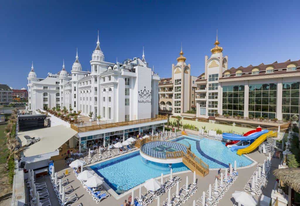 Топ-10 самых дорогих номеров в отелях мира 🏨