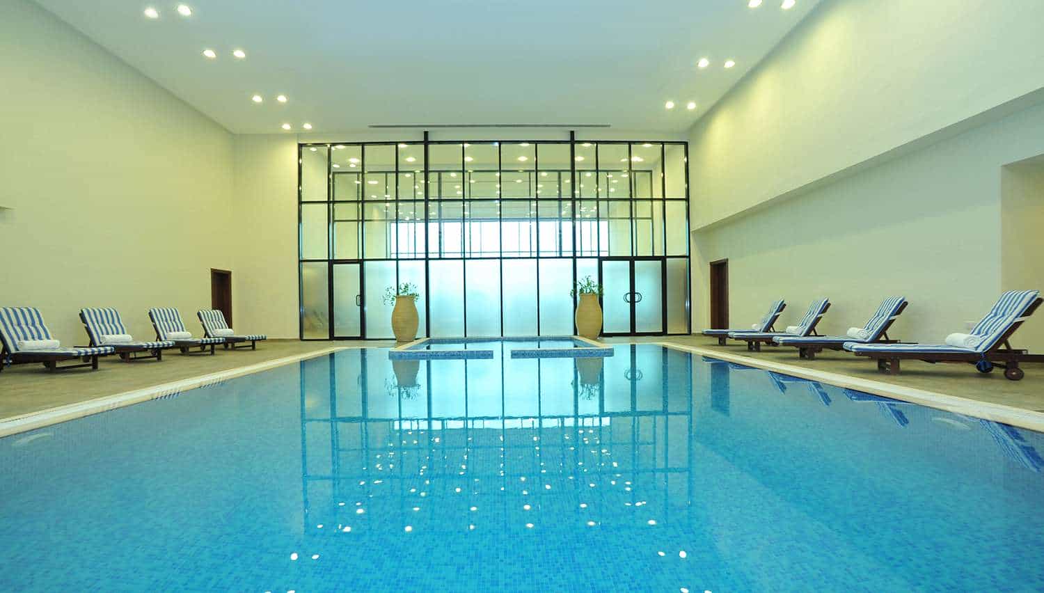 Фото Ramada Hotel & Suites Ajman 4*