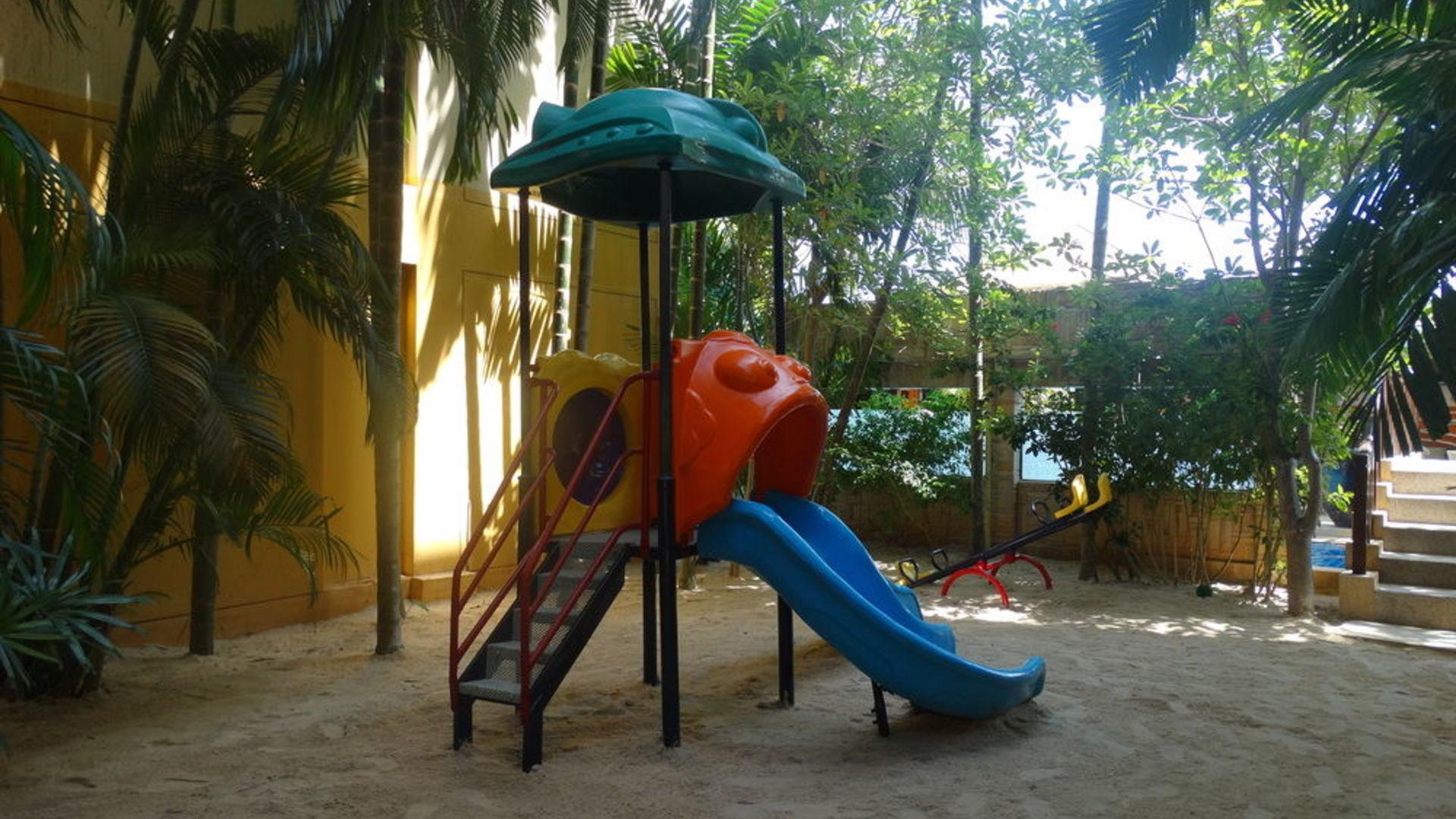 Фото детской площадки
